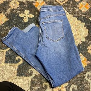 *2 for $10* Old Navy Jeans- 8
